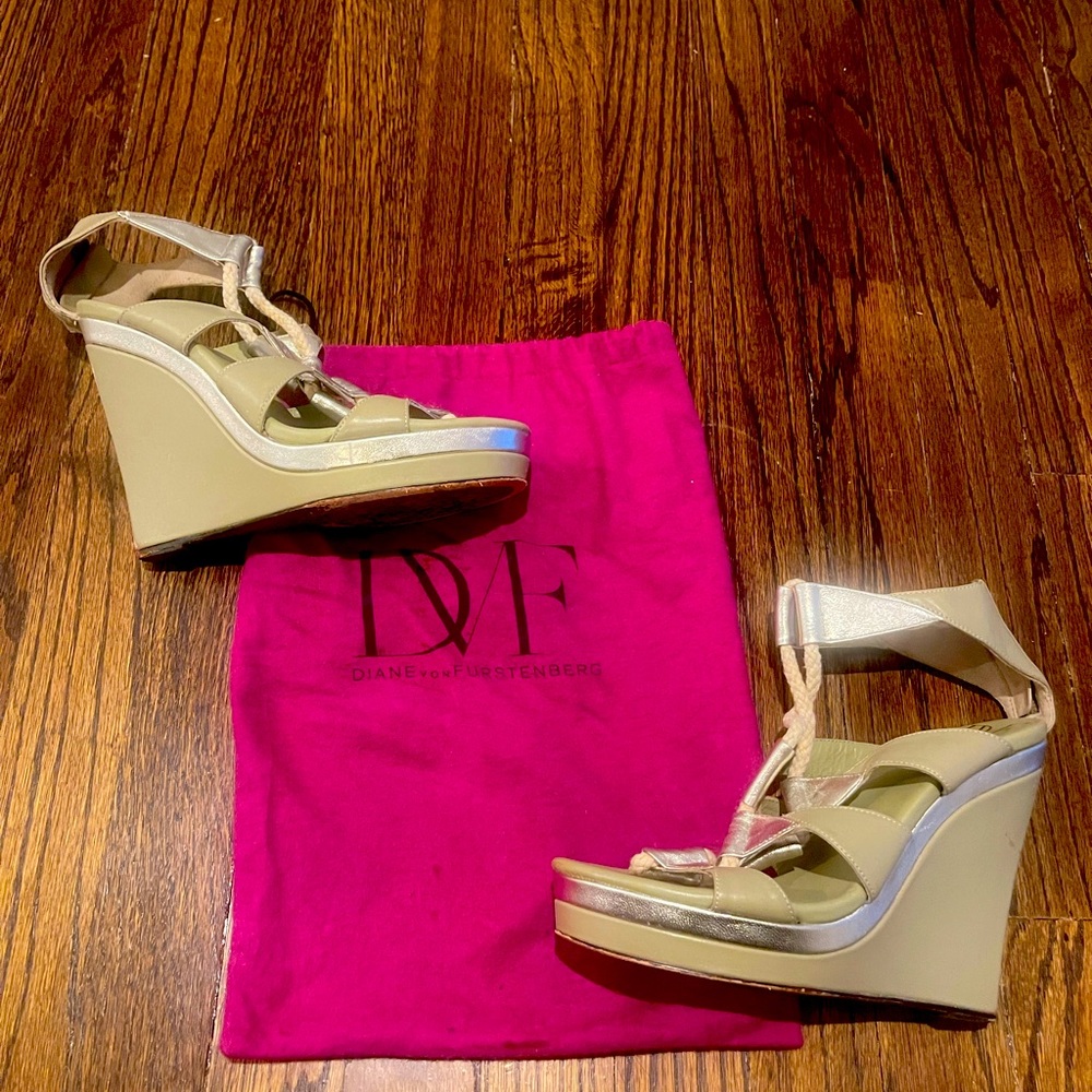 Diane Von Furstenberg (DVF) Rope Wedges - Size 9M